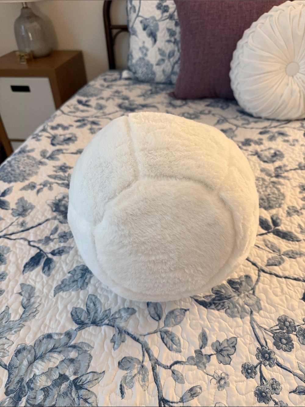 Brentwood Costco Snowman Pillow - Picture 5 of 5